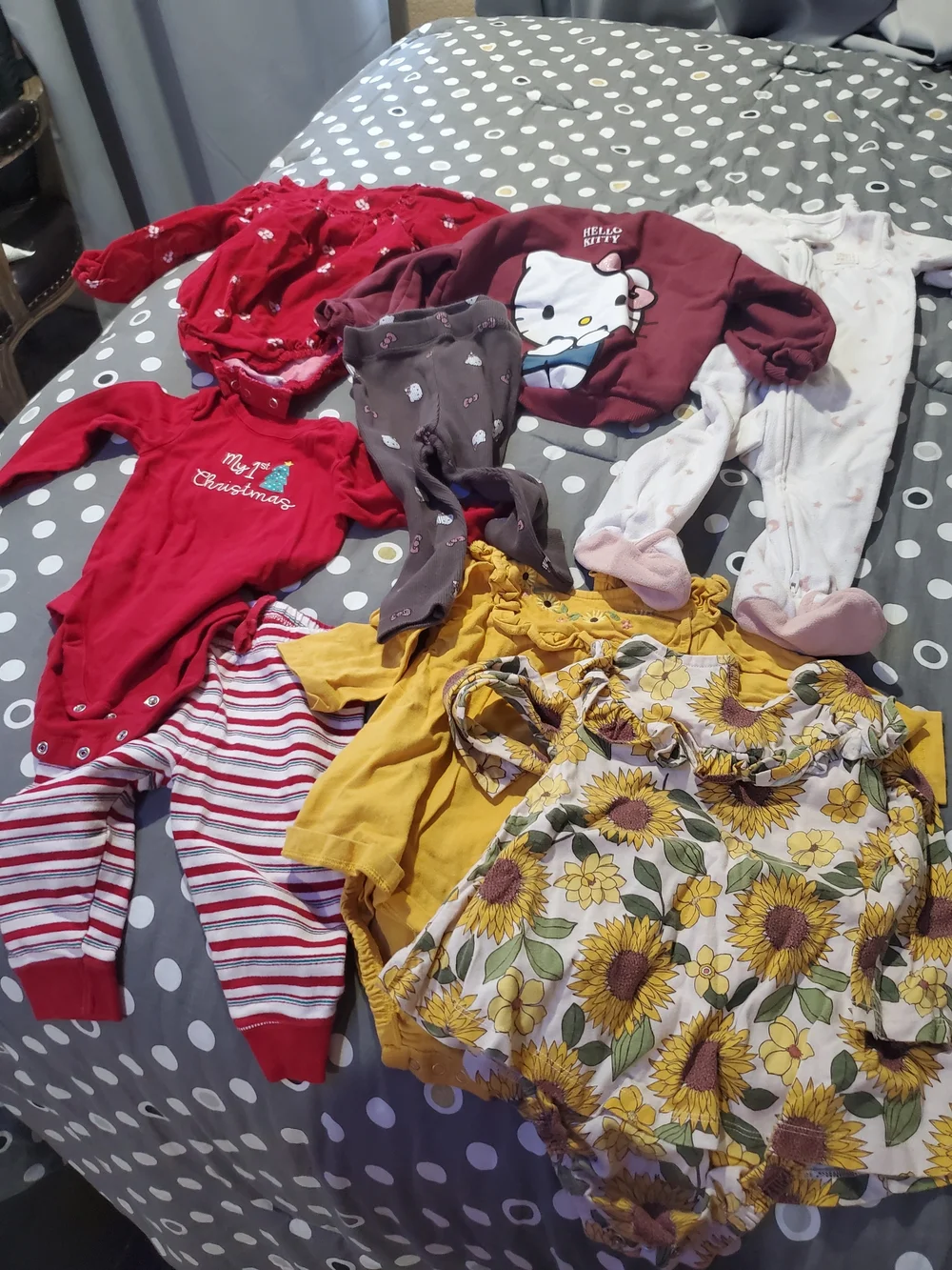 19 Pieces 6 Months To 1 Year Old Clothes